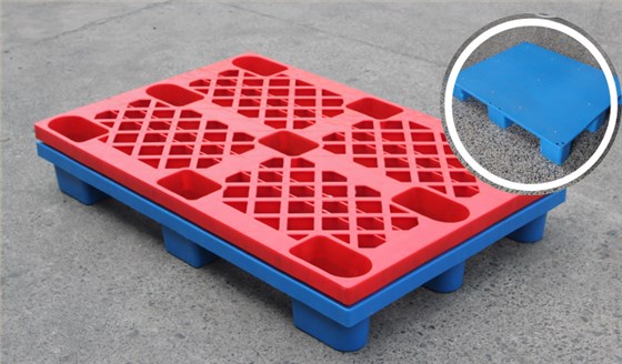 九脚塑料托盘能不能仓库使用？可以上货架吗？