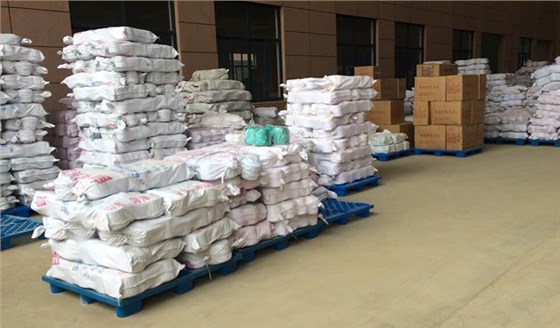 仓库塑料垫板的五大优势，怎么选托盘？看这里