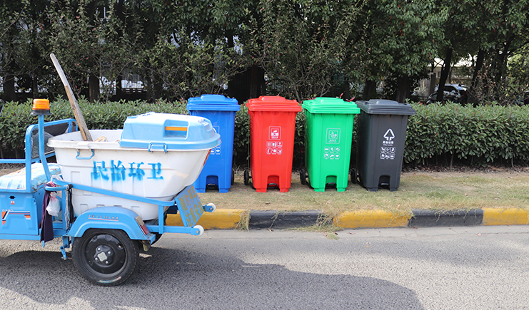 江苏常州环卫部门，城市绿化锦尚来环卫垃圾桶与您一起守护
