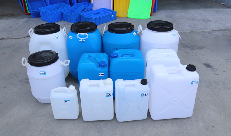 简析塑料桶如何盛放酸碱腐蚀液体？有哪些优势？